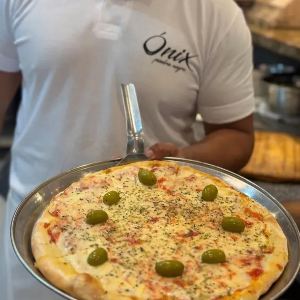 La triste despedida de una pizzería del microcentro porteño: “Gracias a cada persona que formó parte”